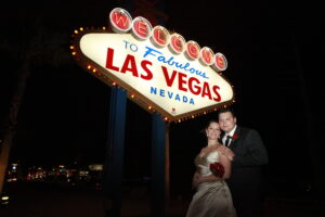 Las Vegas Sign Weddings .1JPG