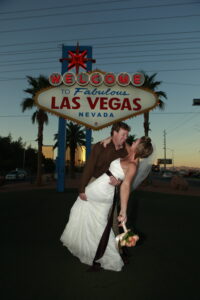 Las Vegas Sign Weddings 18