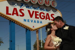 Las Vegas Sign Weddings 21